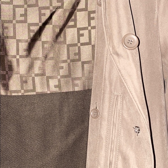 London Fog Vintage Trench Coat - Picture 6 of 6